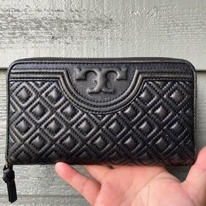 Tory Burch Fleming Zip Continental Wallet